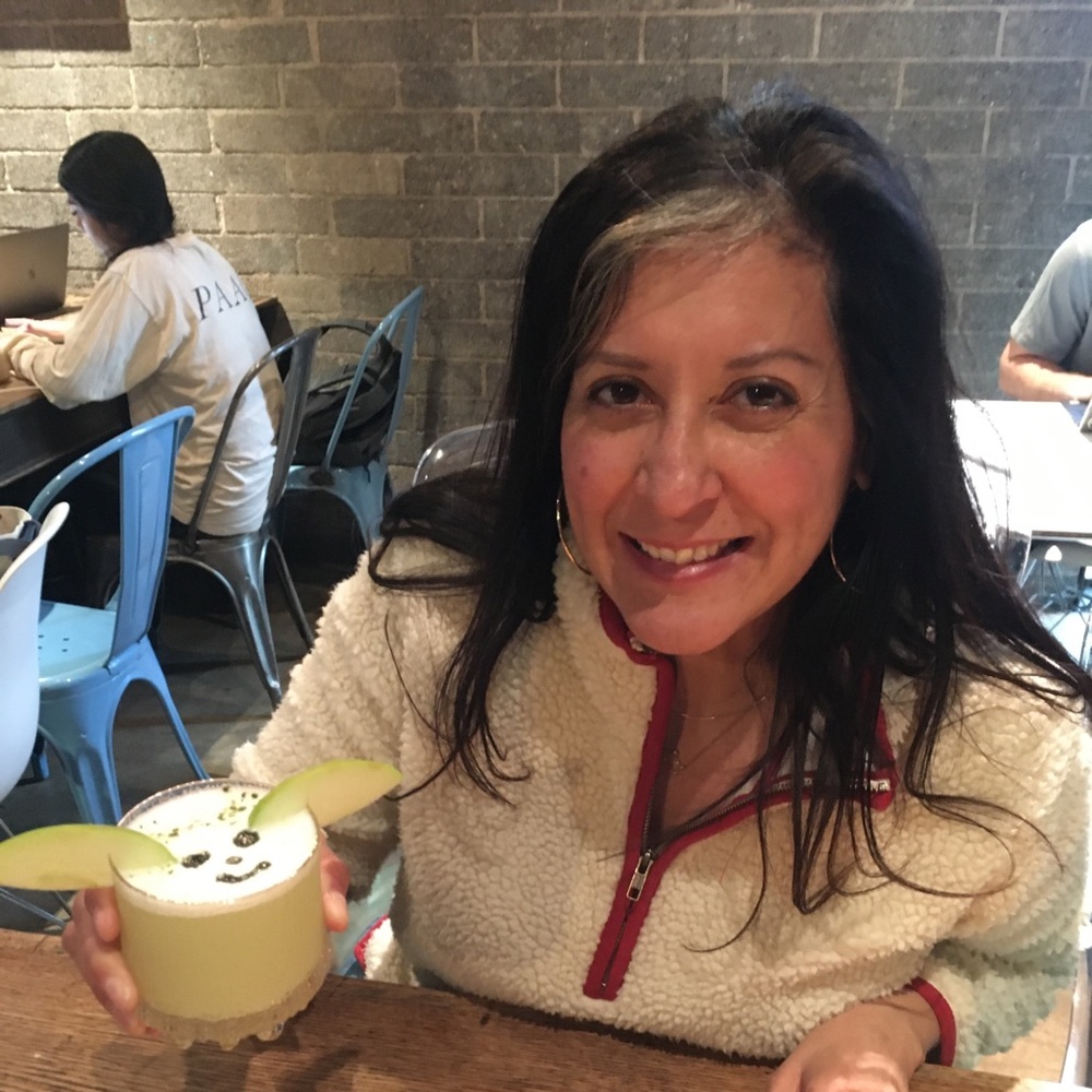 Meet your Posher, Danielle